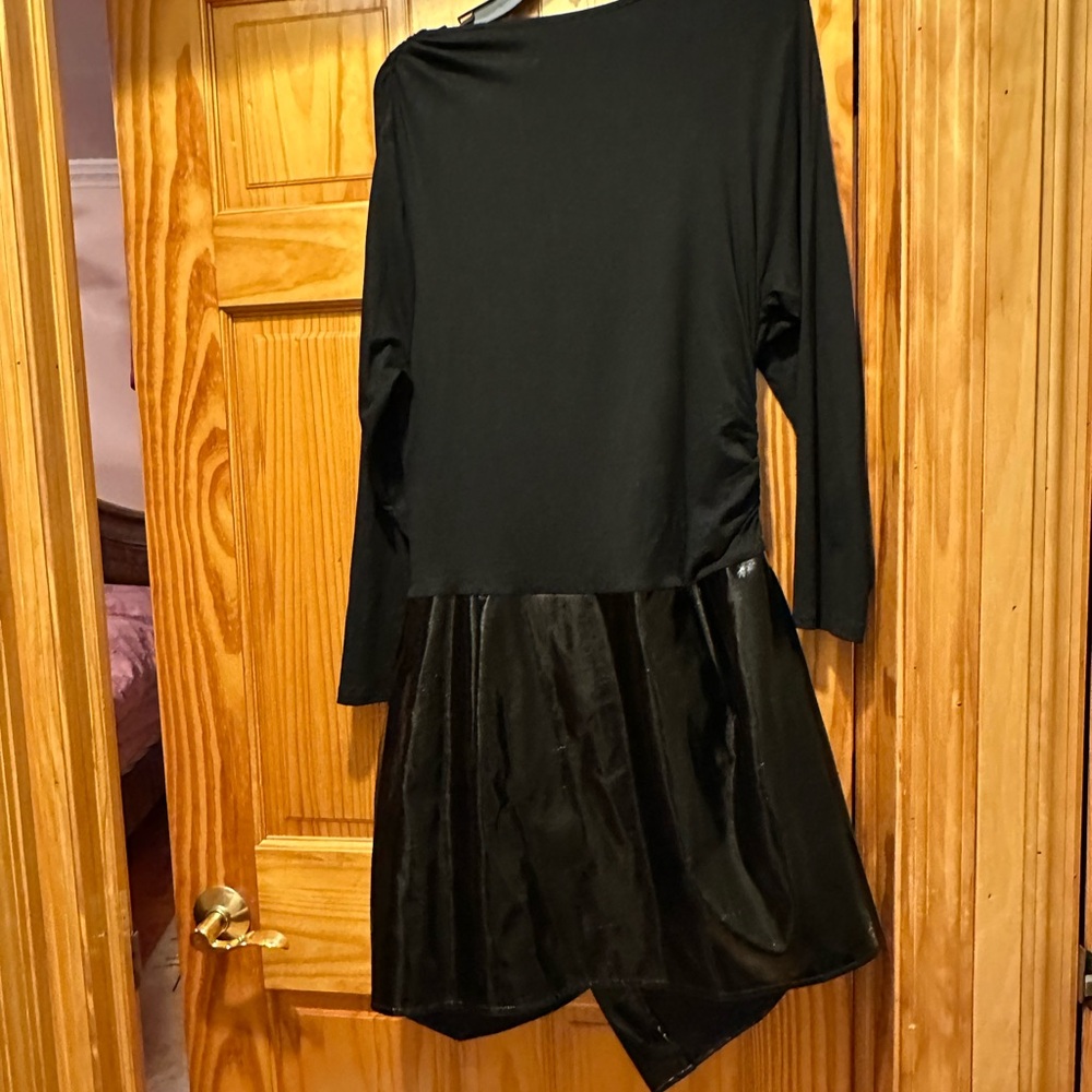 Chic Black Long Sleeve Dress - Picture 5 of 6